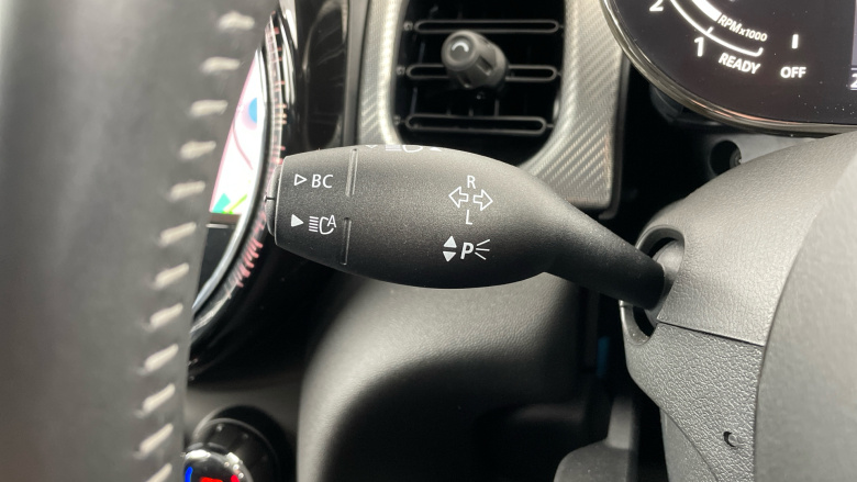 MINI Hatchback 1.5 Cooper Exclusive Premium 5dr Auto Petrol Hatchback